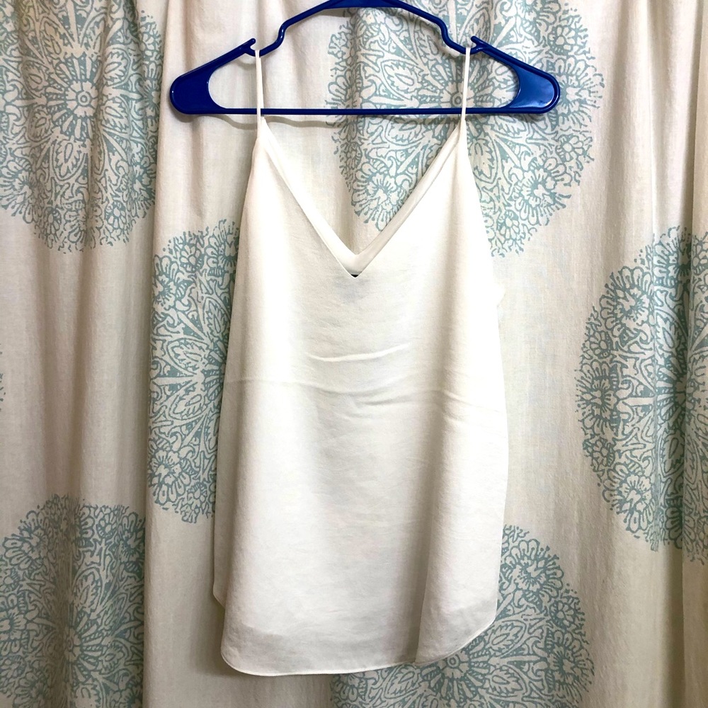 White Express tank size Medium.